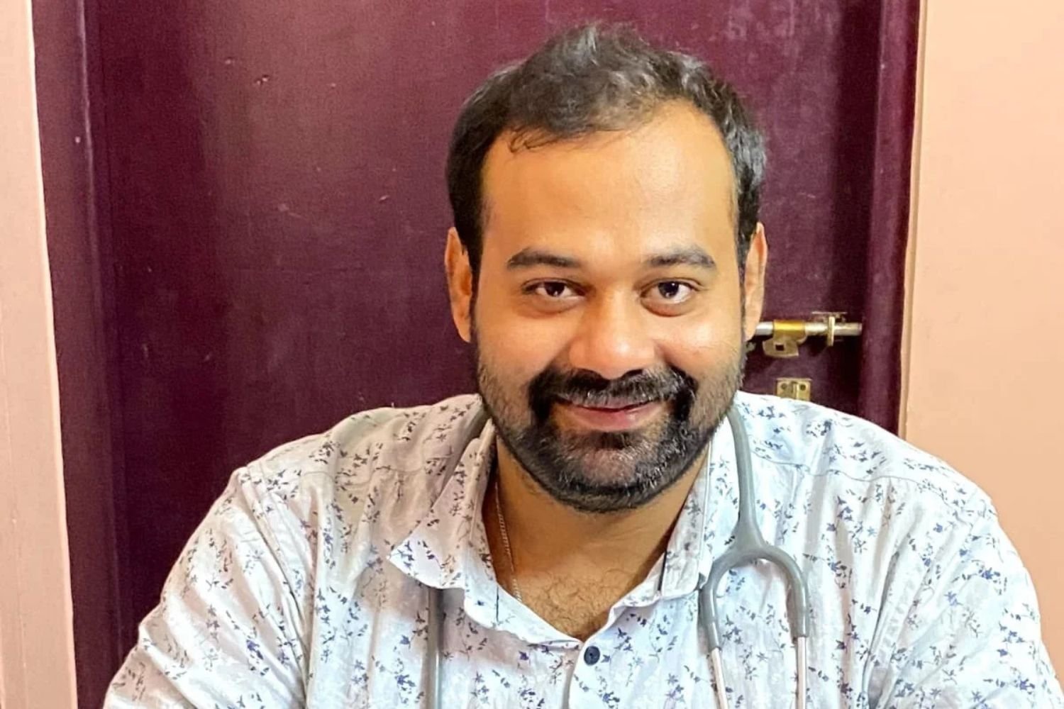Best Hernia Surgeon in Kolkata – Dr. Soumya Banerjee